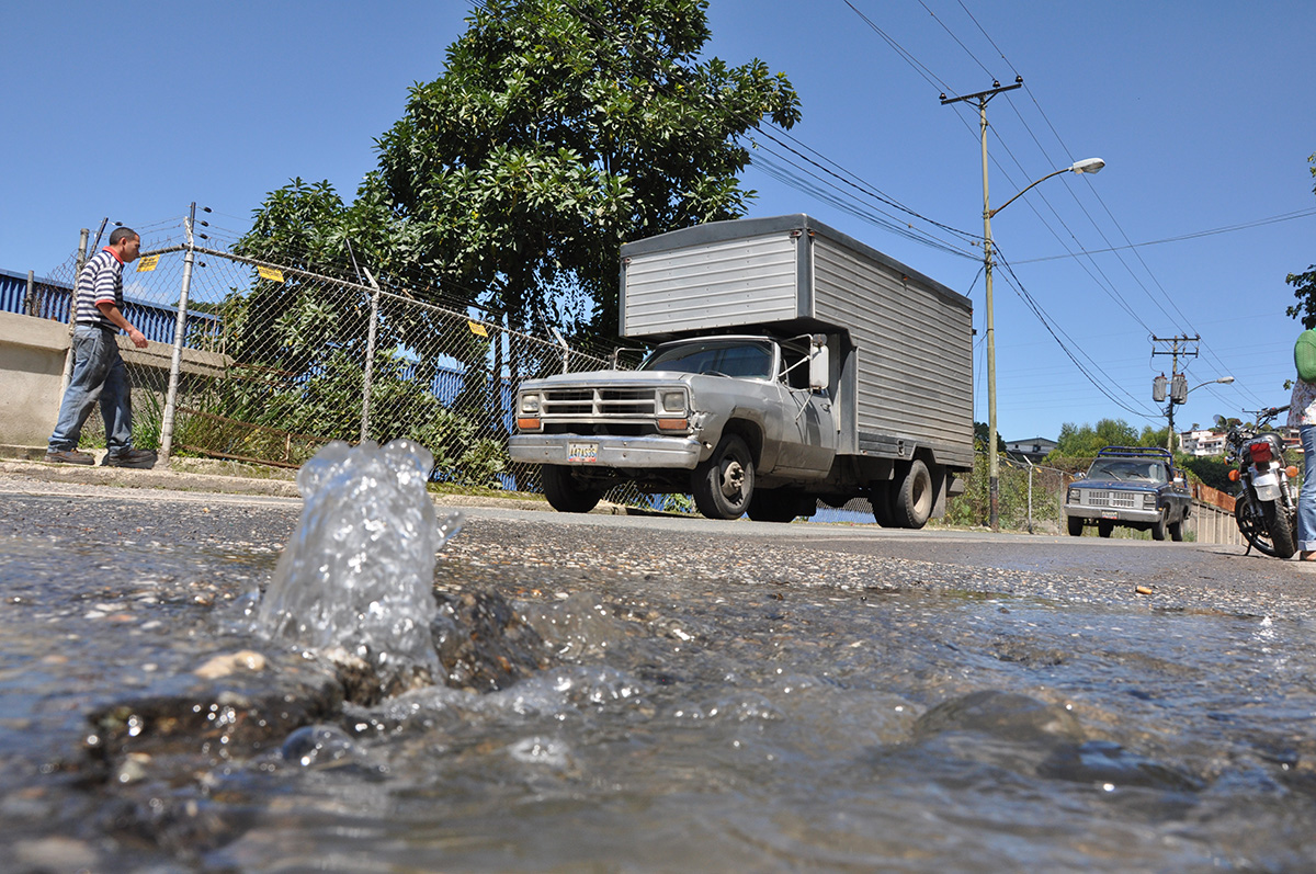 Bote de agua en Carrizal