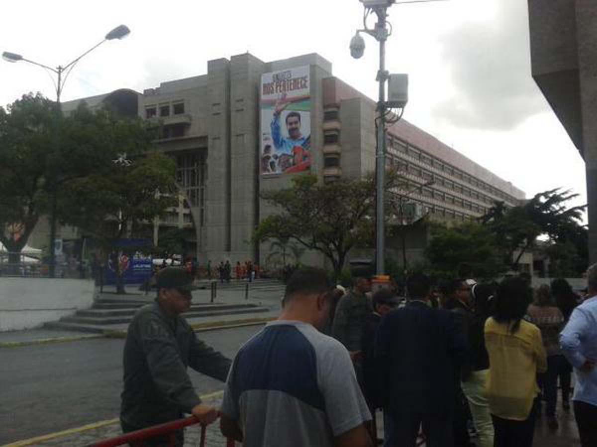 Leopoldo López ya se encuentra en el Palacio de Justicia