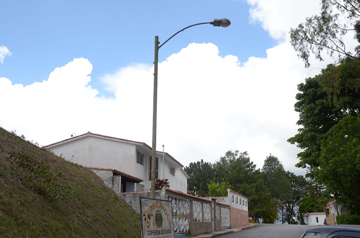 Infinidad de problemas aquejan a  vecinos de Cooperativa Guaicaipuro