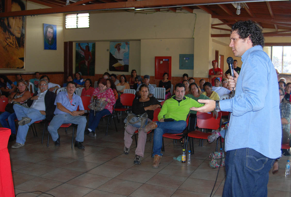 Garcés: Nuestro deber es defender el poder del pueblo