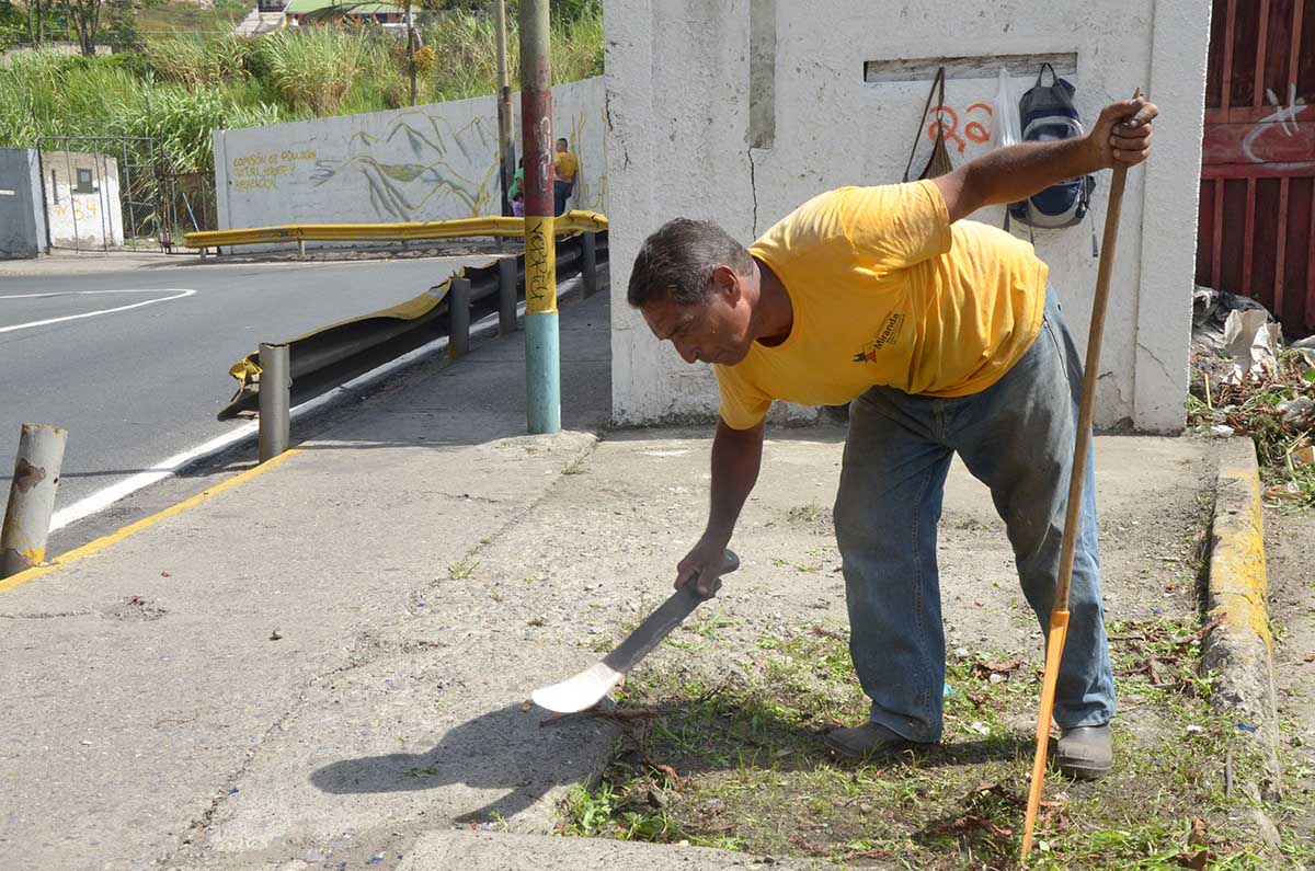 Cuadrillas de la Gobernación se fajaron en El Tambor