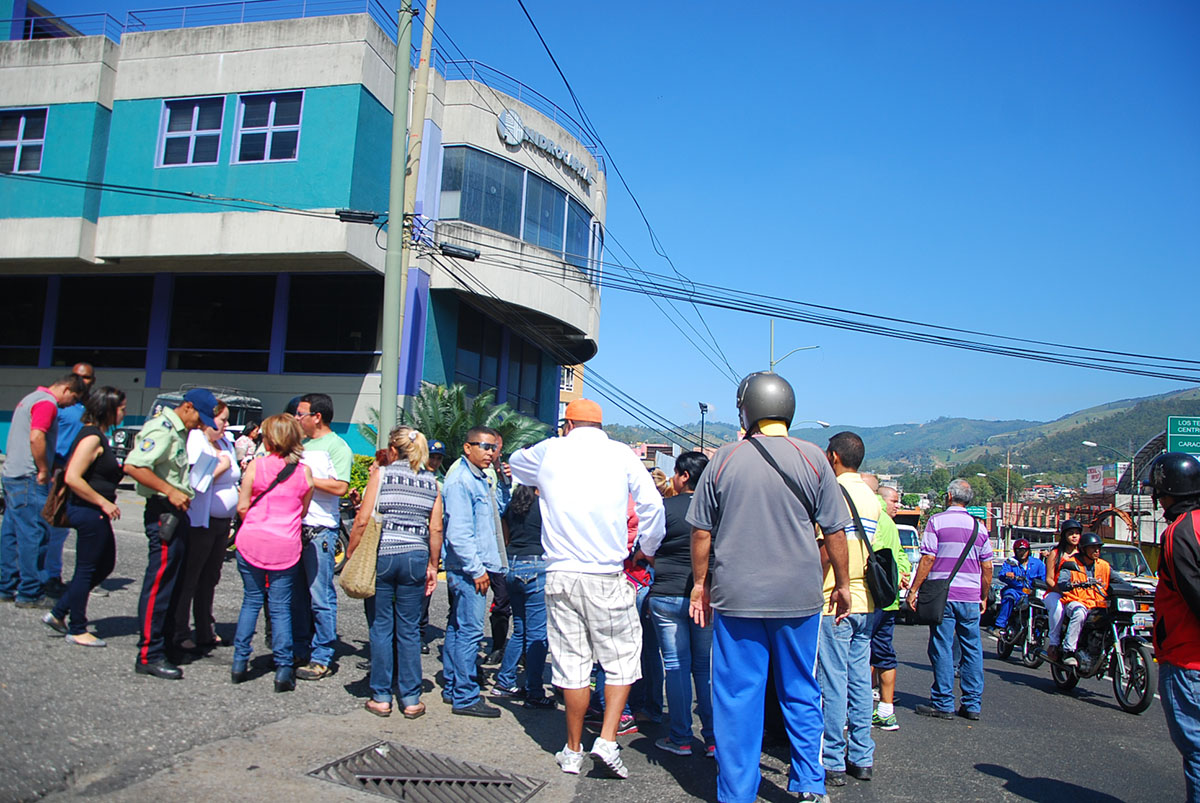 Protesta en la Pedro Russo Ferrer