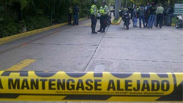 Explotan granadas en PoliBaruta Las Mercedes