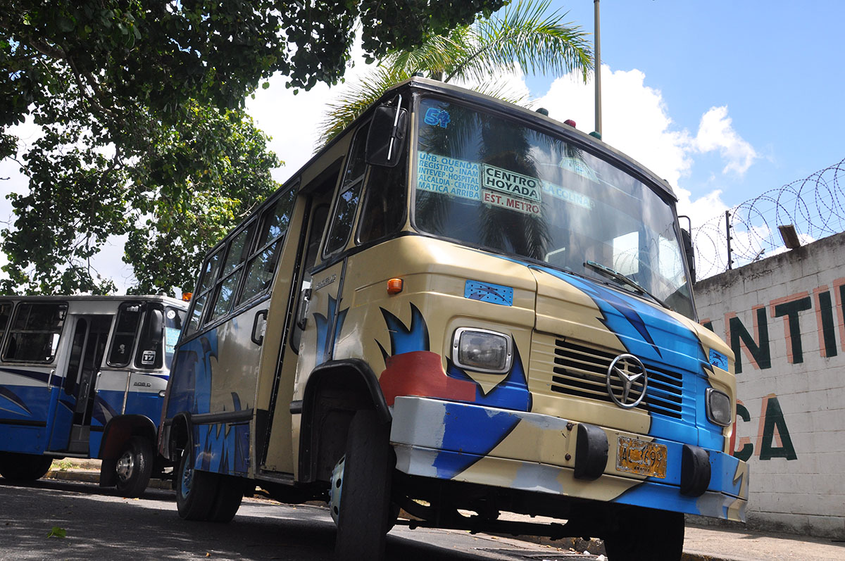 Hampa tiene de sopita a línea de autobuses de Quenda