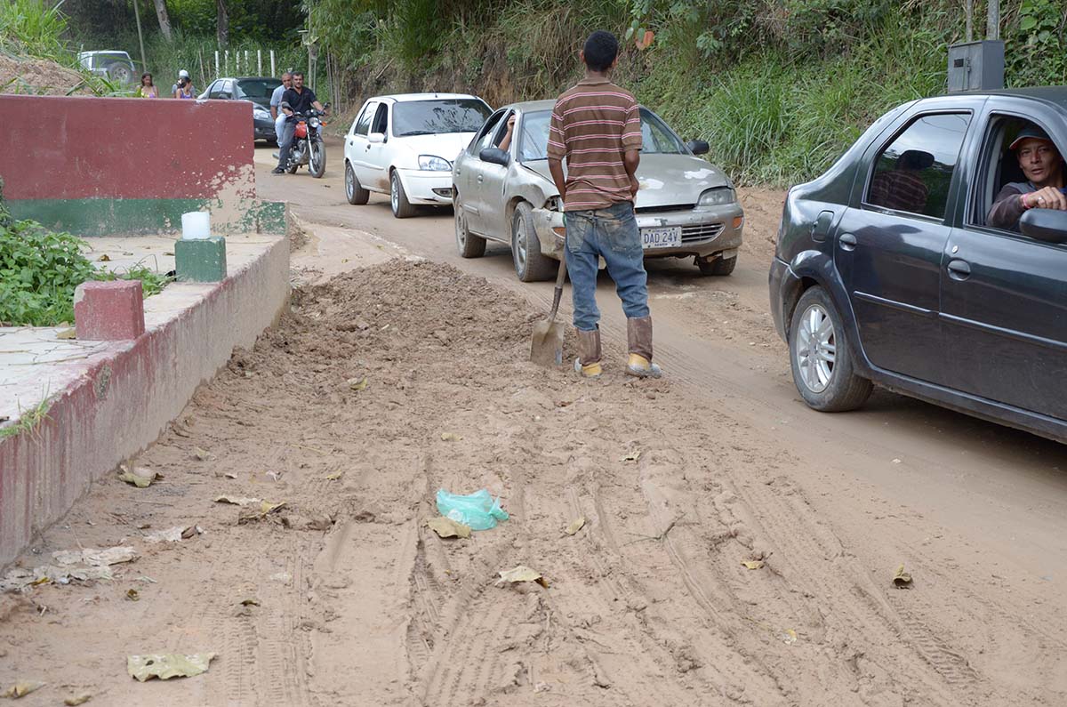 Todavía hay pantano parejo en San Camilo