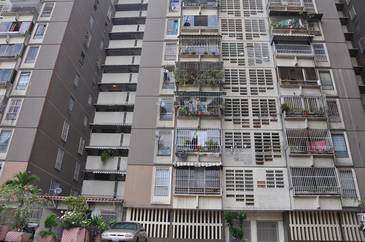 Cámara advierte sobre fallas en edificio  de El Encanto