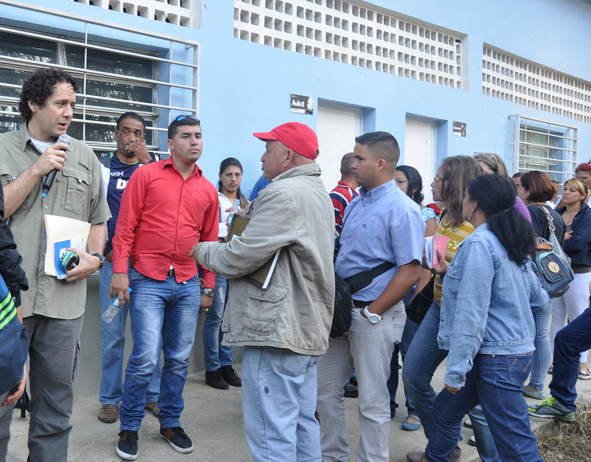 Garcés inició discusión de presupuesto participativo en El Jarillo