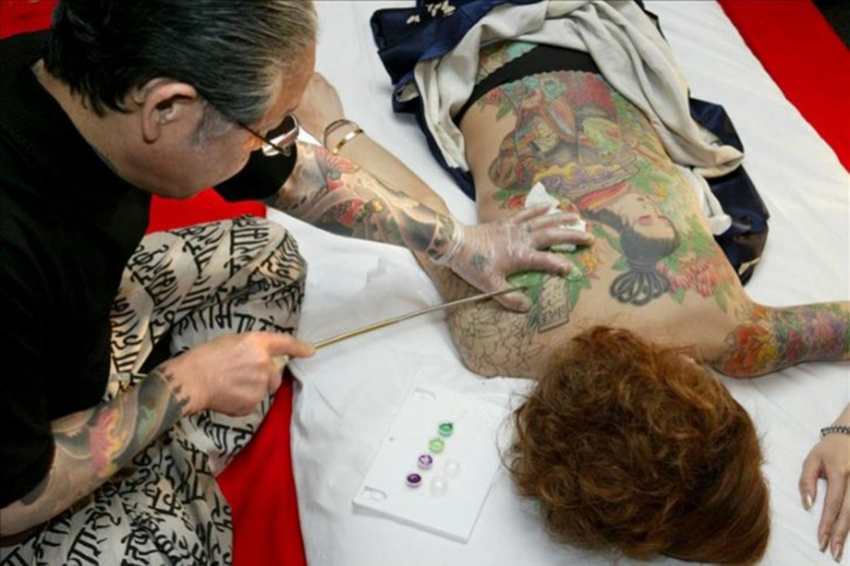 Más del 50% de los balnearios de Japón no admite clientes tatuados