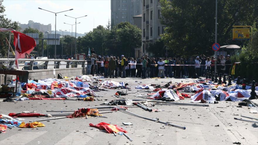 Dos explosiones deja más de 80 muertos y 186 heridos en Turquía