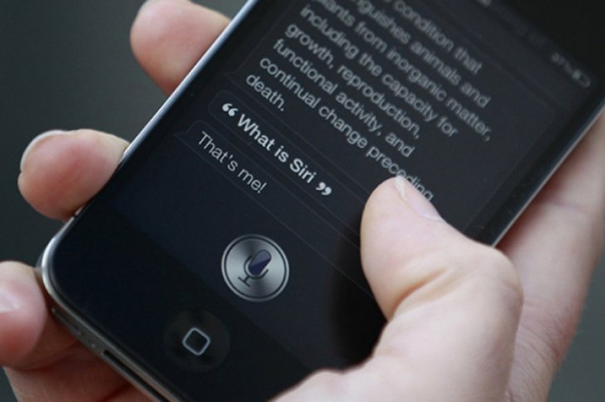 Los ‘hackers’ podrían acceder a los sistemas iOS y Android mediante comandos de voz