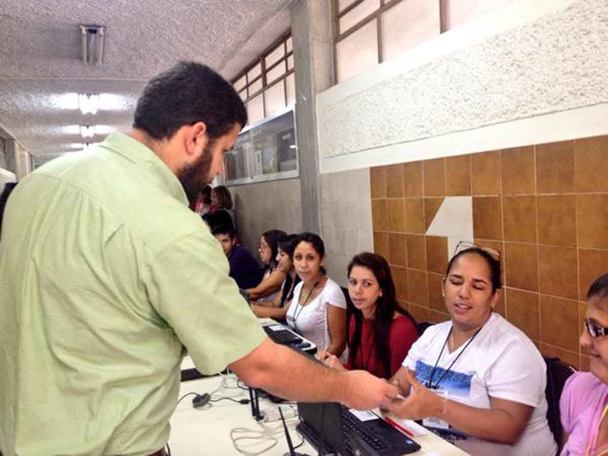 Lucena afirma que los resultados de 6D se tendrán en tres horas