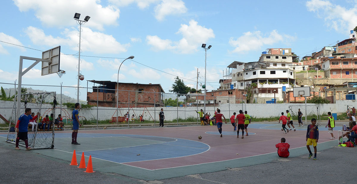 150 chamos pasaron un día especial en residencias Lagunetica