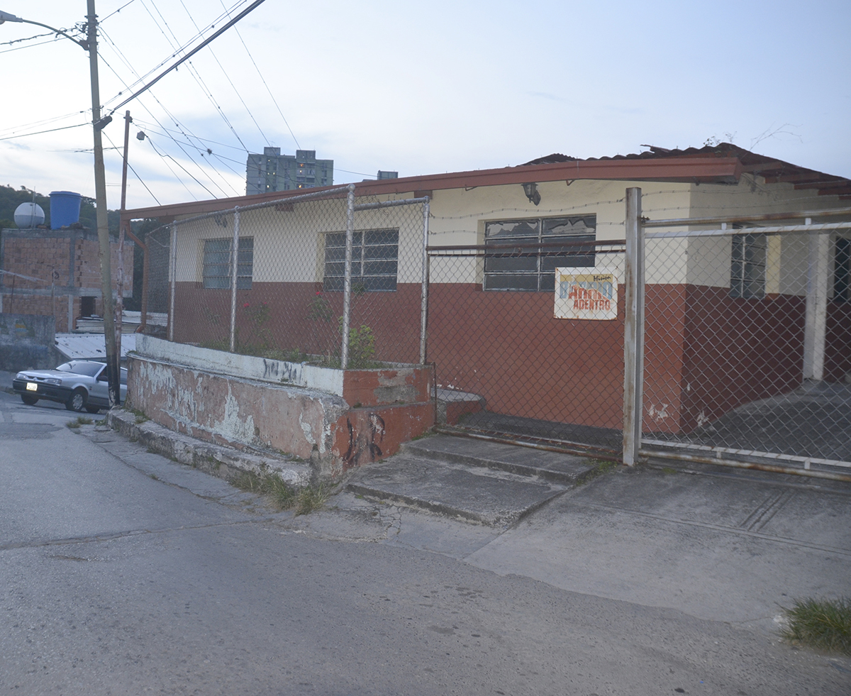 Alcaldía inspecciona cuatro ambulatorios para remodelación