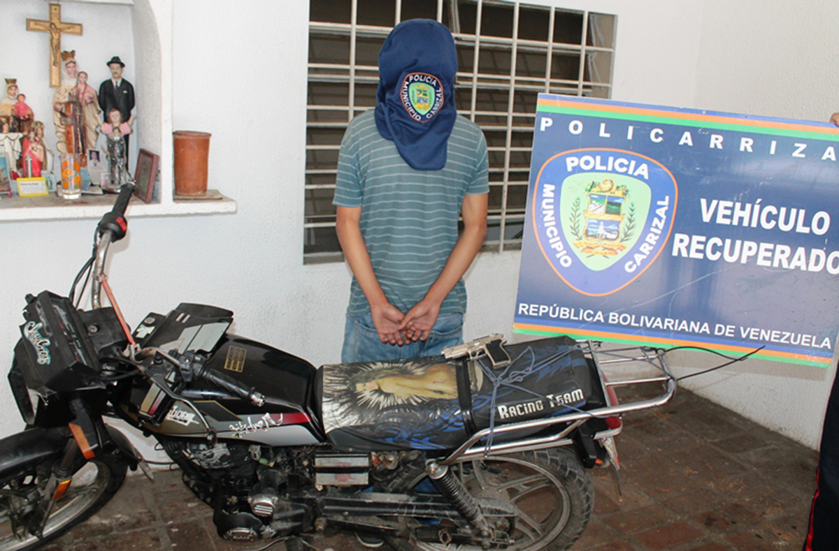 Policarrizal le pone los ganchos a atracador
