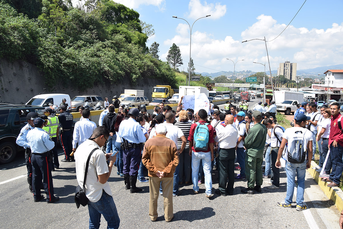 Estudiantes de la Unefa protestaron para exigir seguridad