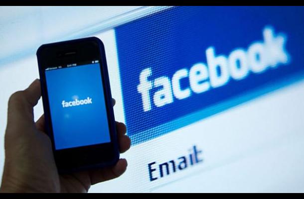El estudiante austríaco que es una pesadilla para Facebook