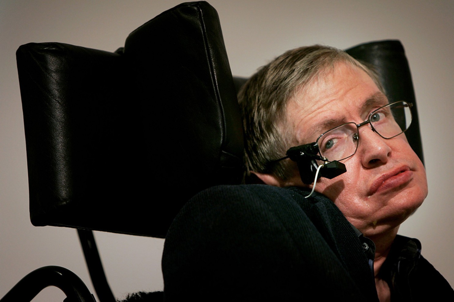 Stephen Hawking responde preguntas en Reddit AMA