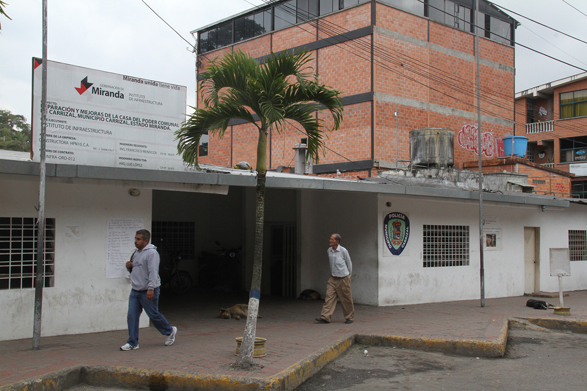 Aumentan el sueldo a efectivos de Policarrrizal