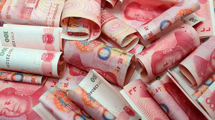 China pone en marcha su sistema de pagos internacionales en yuanes