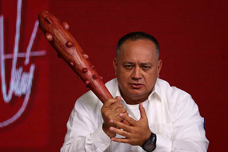 Diosdado llama a juventud chavista a aplicar el 1×10