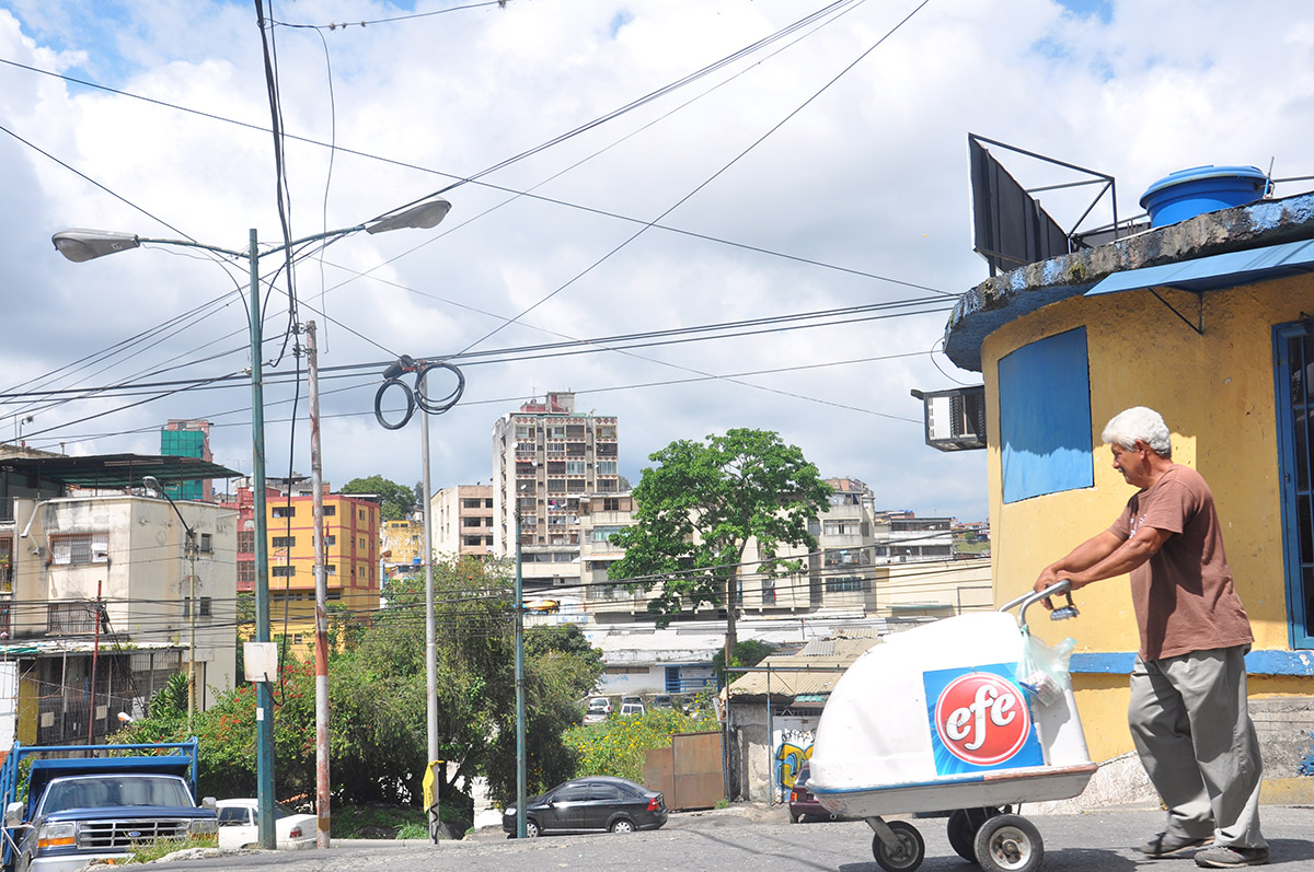 Focos quemados desatan la inseguridad en Matica Abajo