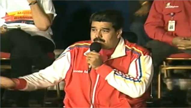 Maduro aprobó cestatickets para estudiantes de Misión Robinson II