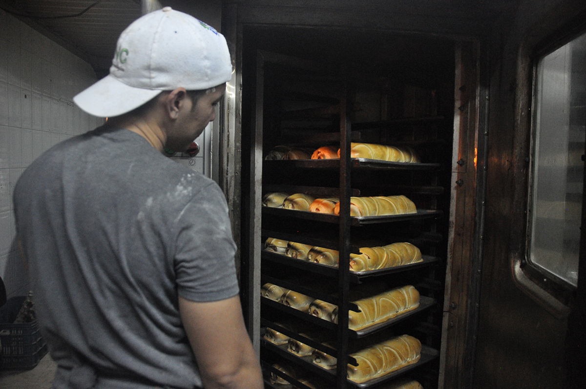 Ofrecen Pan de jamón en Bs. 1.300