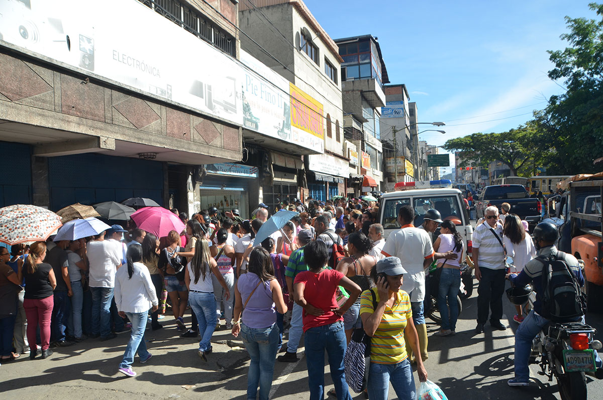 Se desató trifulca por venta de pañales