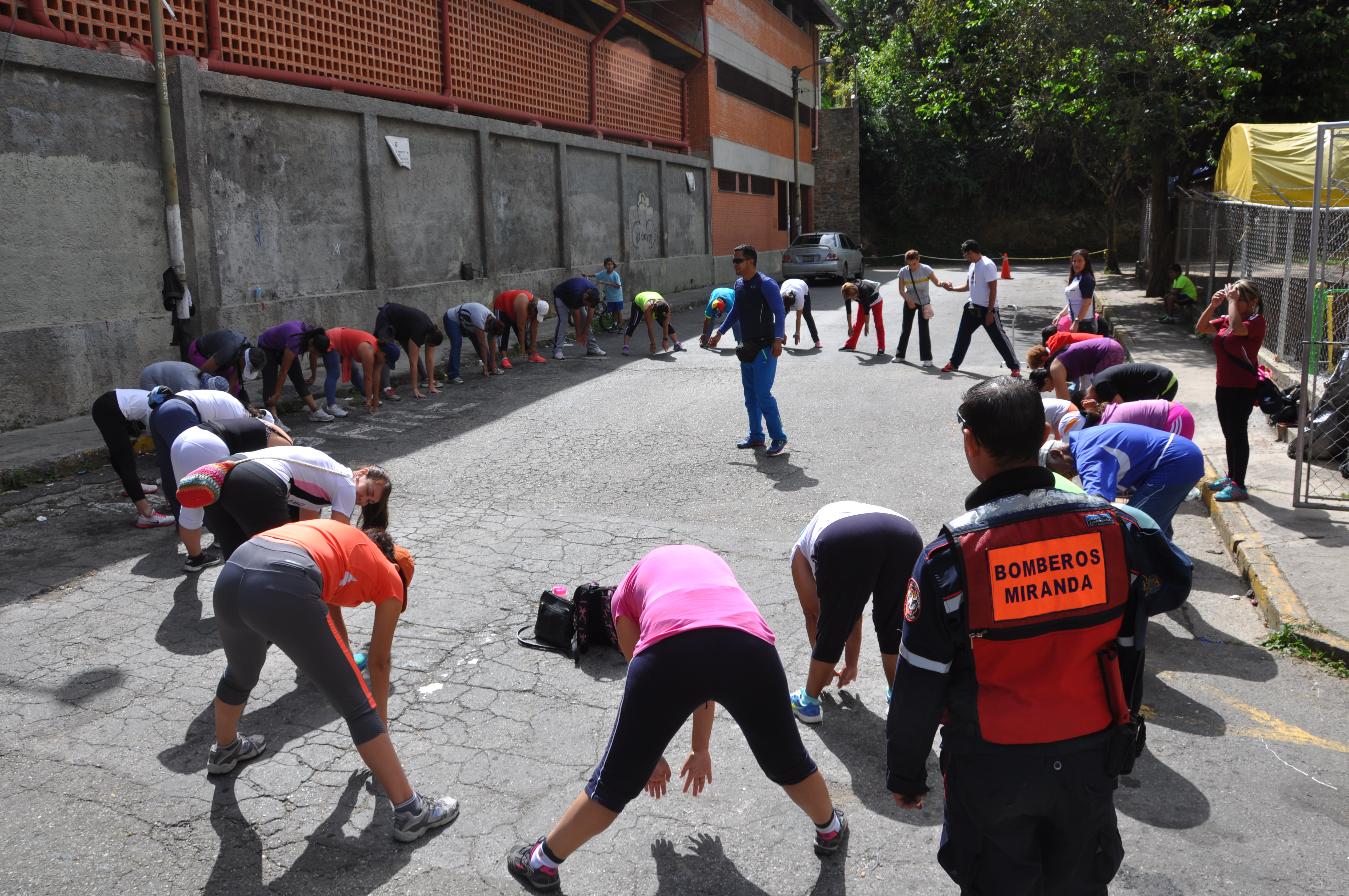 Con éxito finalizó caminata a favor de Bomberos