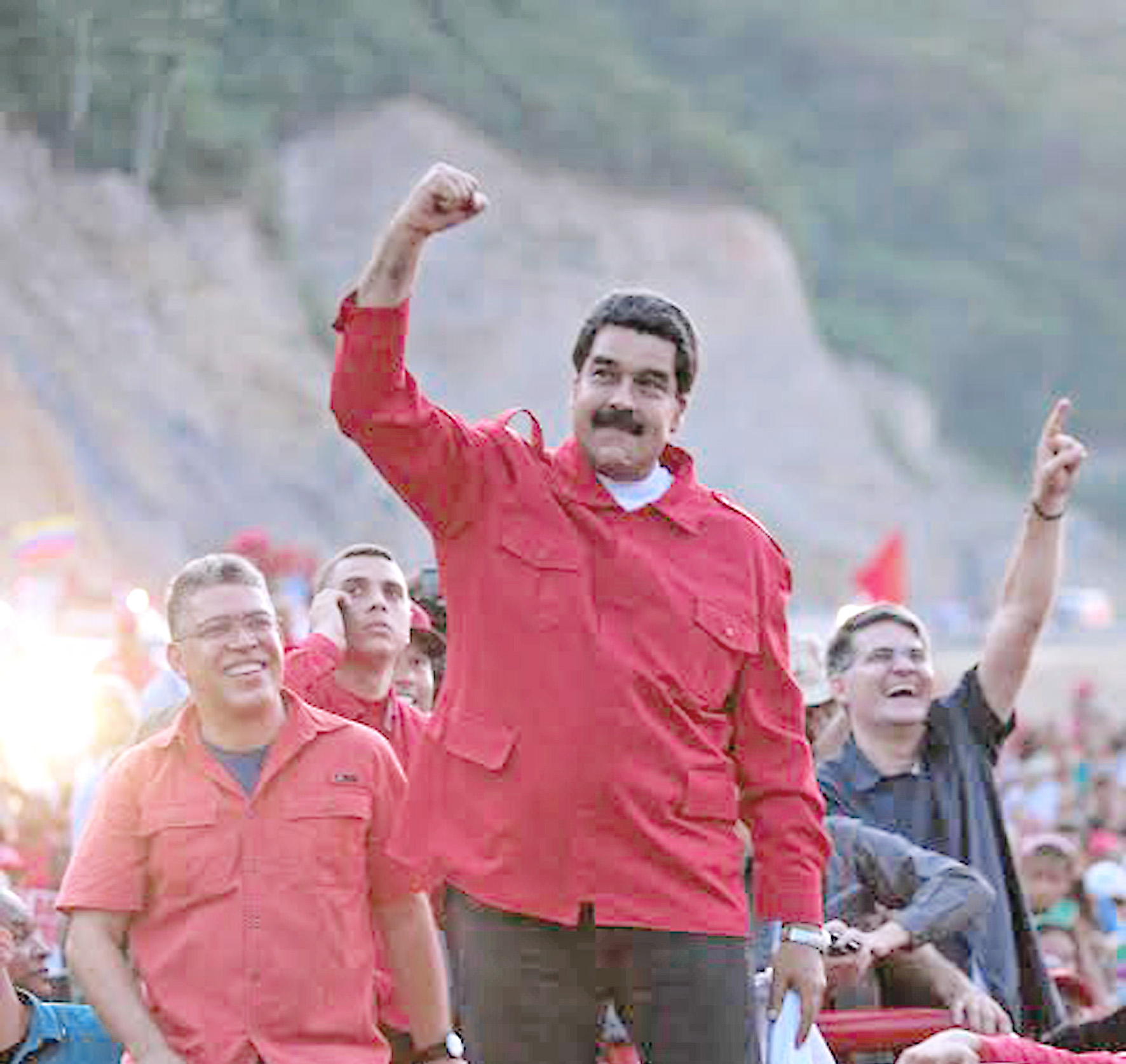 Maduro inaugura tramo de la Gran Mariscal de Ayacucho