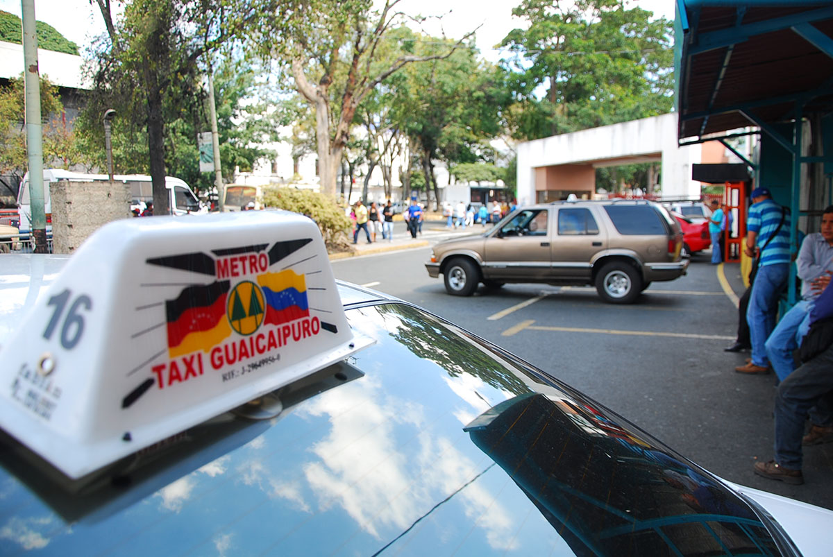 400 taxistas temen quedar sin chamba