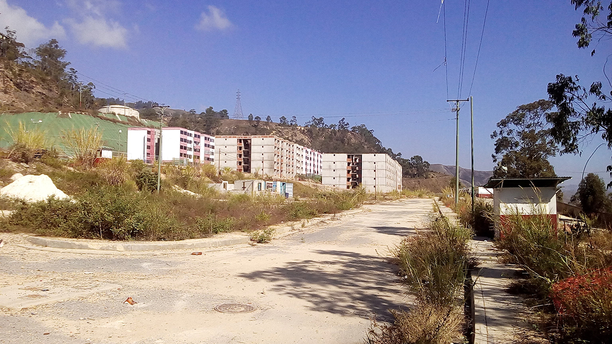 GNB controló invasión  en urbanismo El Chorrito