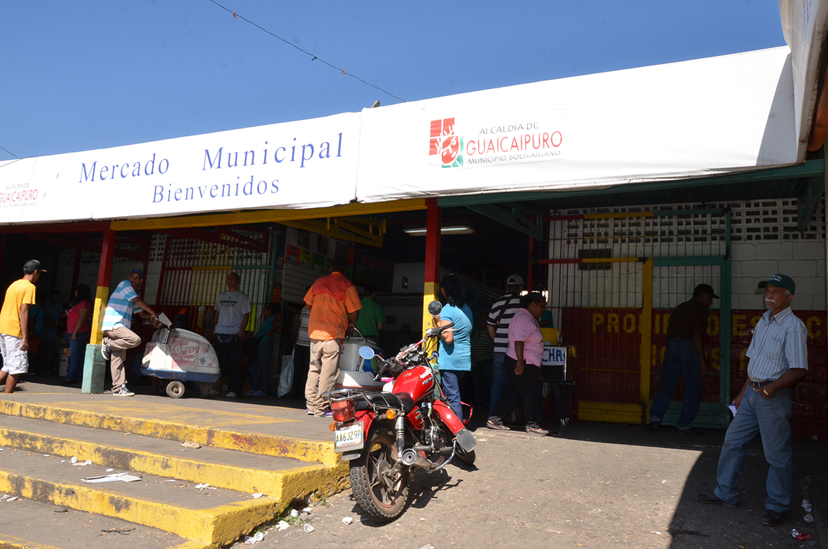 Piden nuevo regidor en mercado municipal