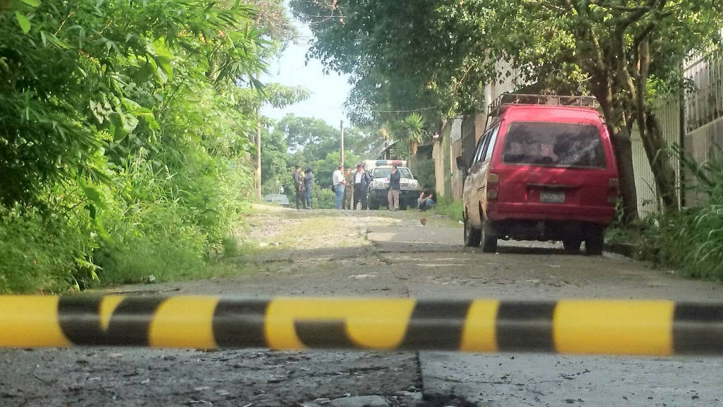 Acribillan a tres primos en Guaicoco