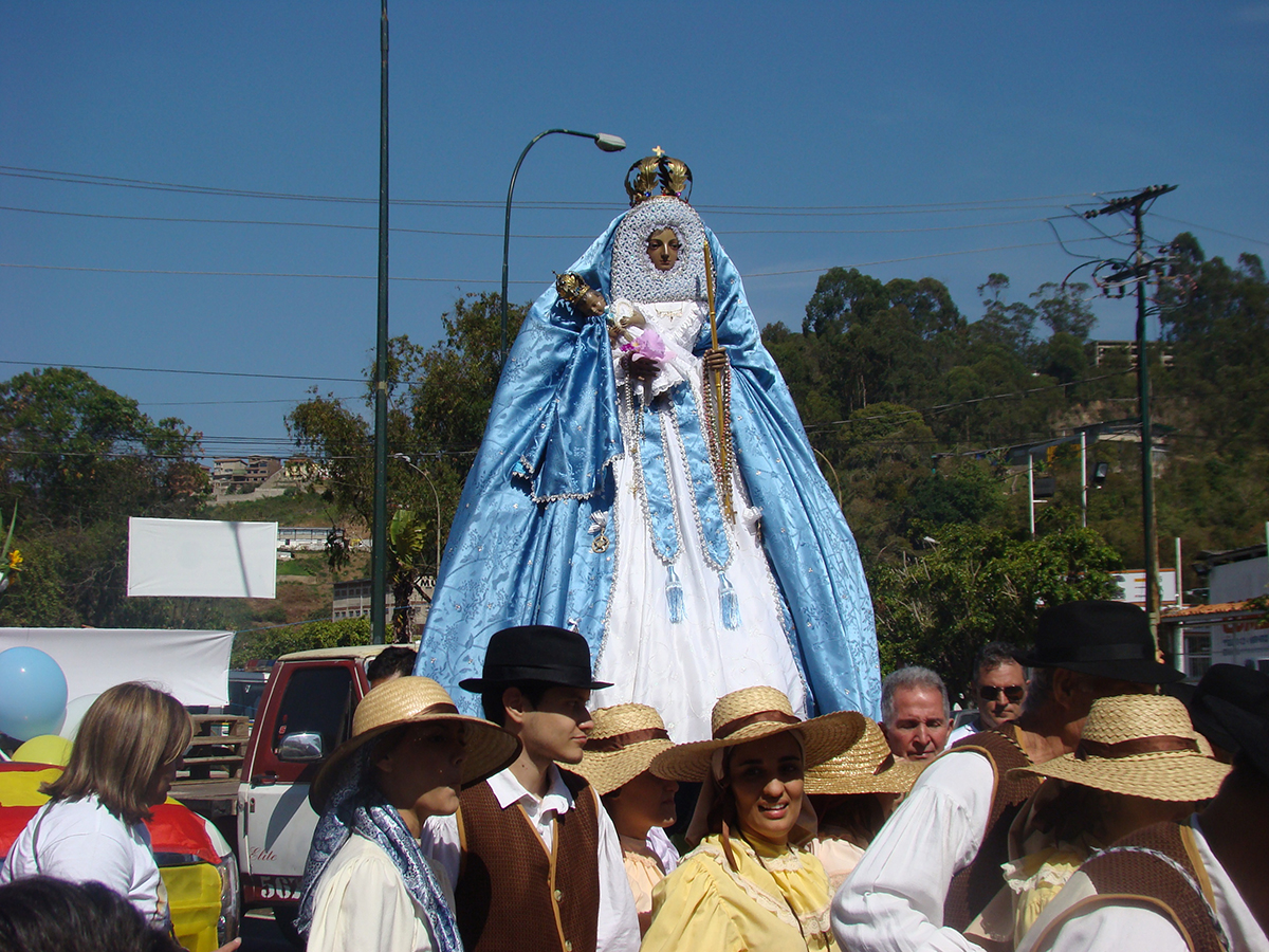 Virgen de La Candelaria visita Los Salias