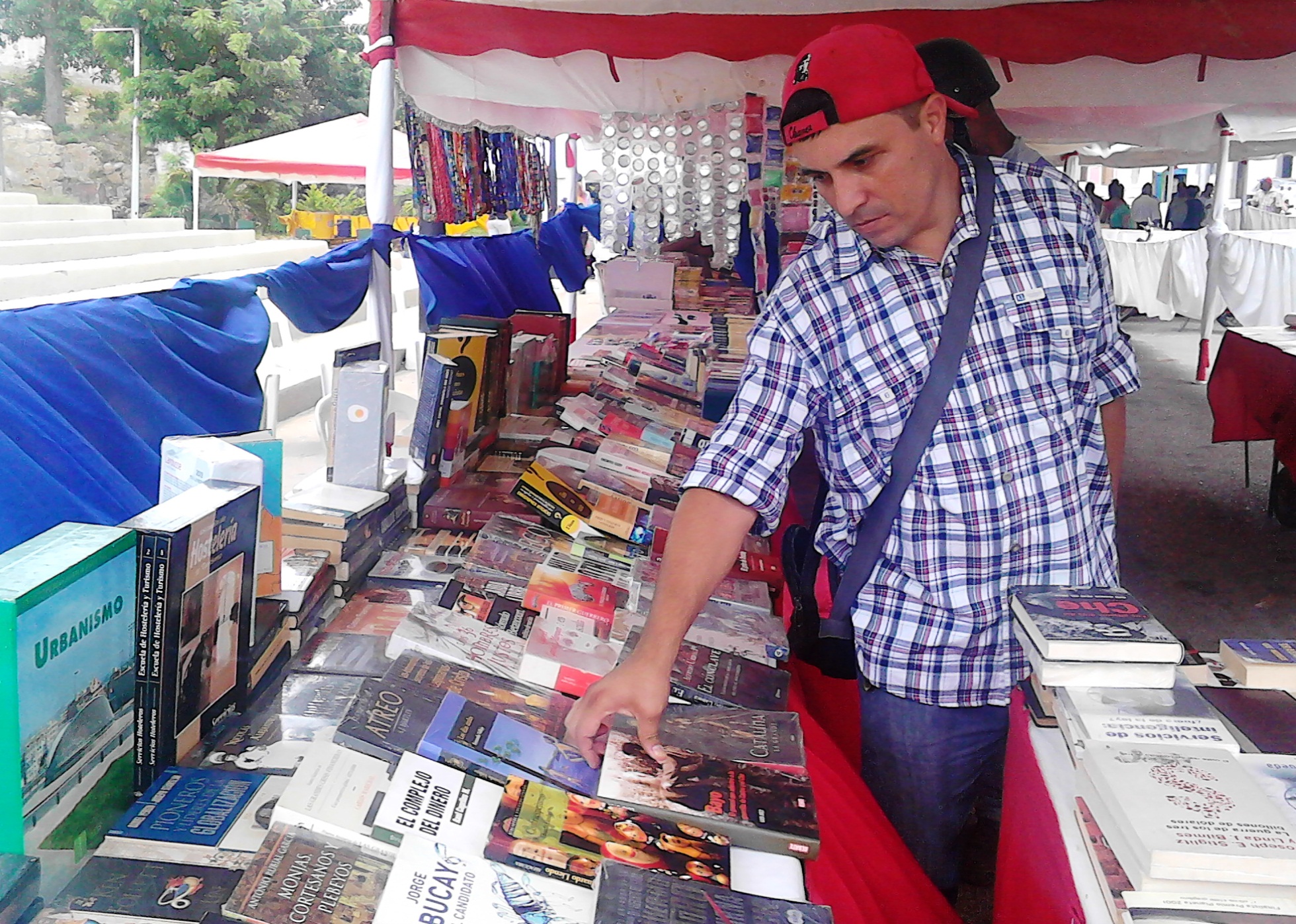 Comprar un libro es un lujo