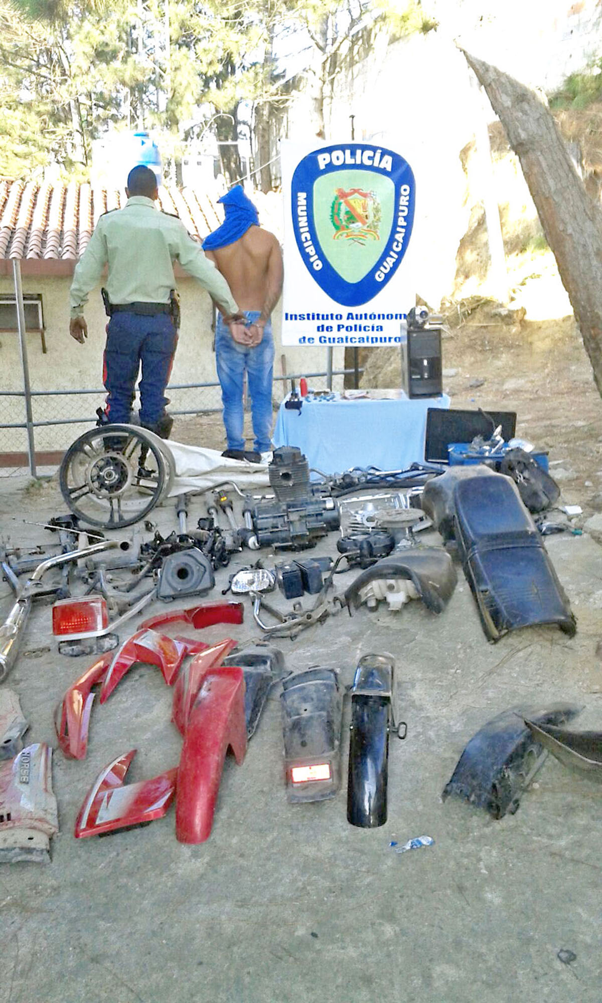 Poliguaicaipuro desmanteló picadero de moto en El Vigía
