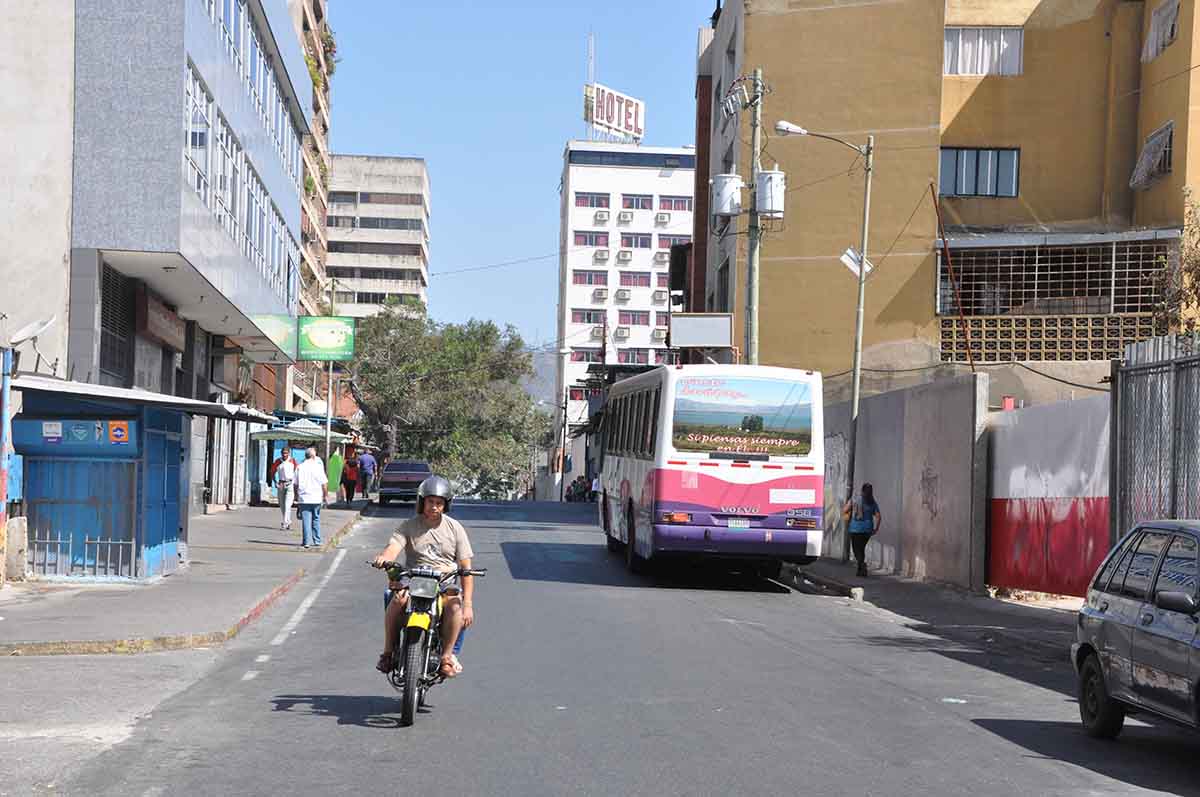 Difieren cambio de señalización  en calles tequeñas