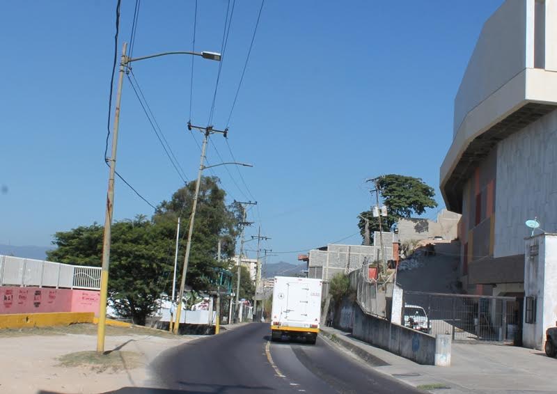 Corpoelec atiende llamados de la comunidad
