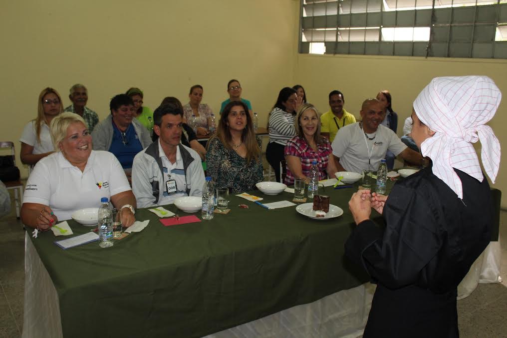 Jóvenes institucionalizados del Sepinami se forman como ayudantes gastronómicos