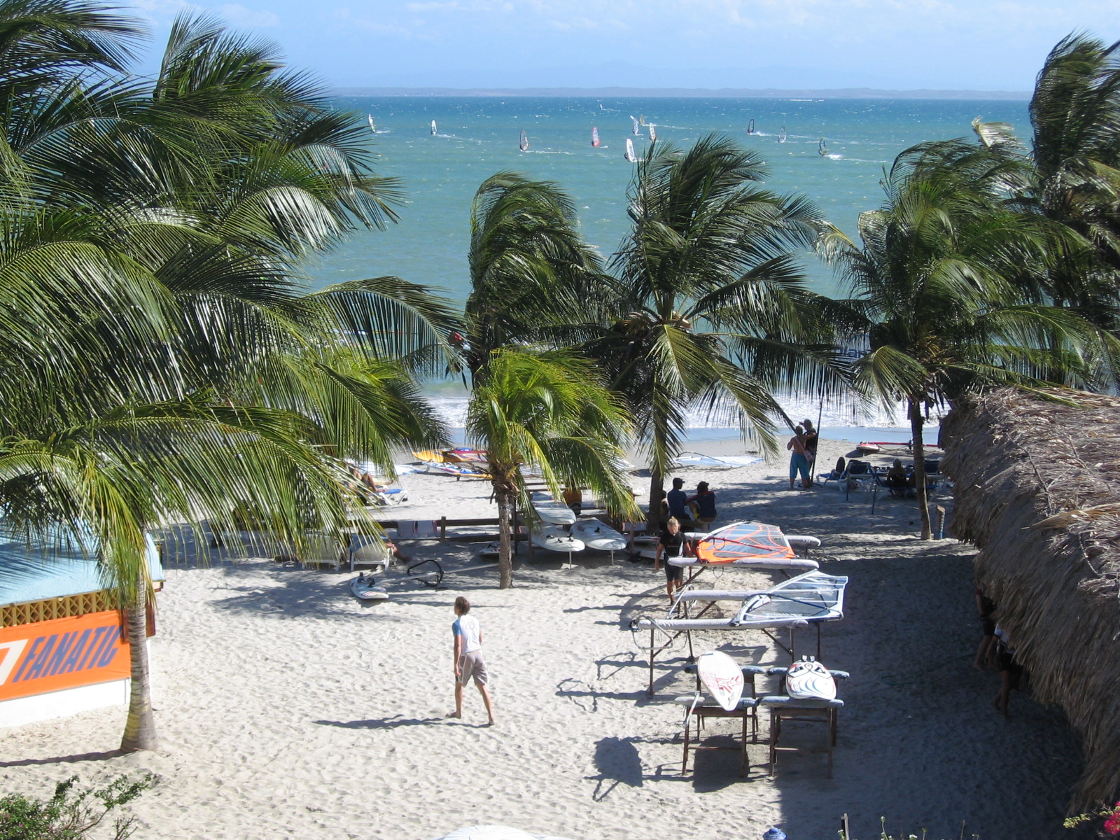 Playa El Yaque la ideal para el windsurf