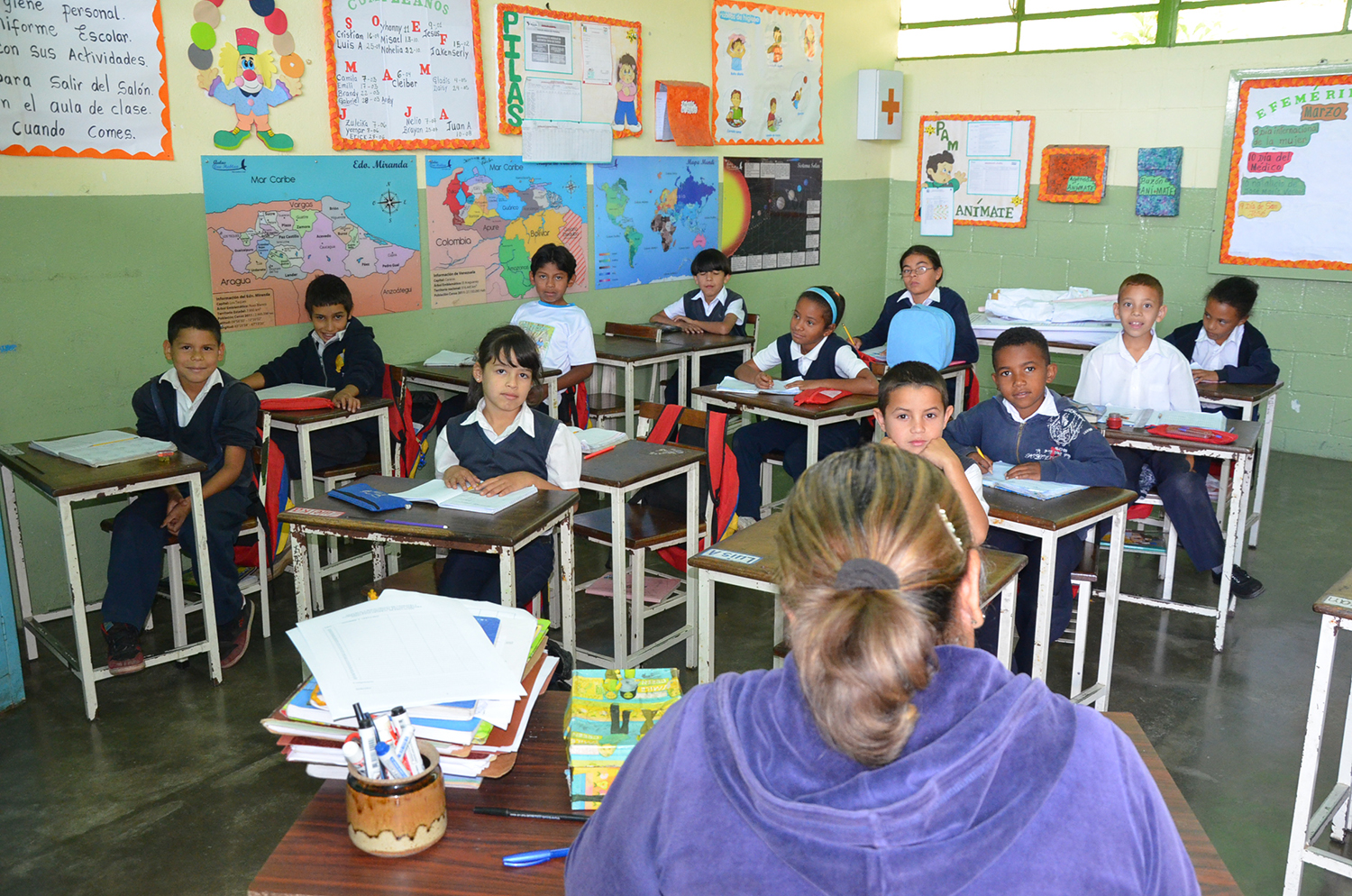 Estudiantes de escuela  de El Garabato reclaman transporte