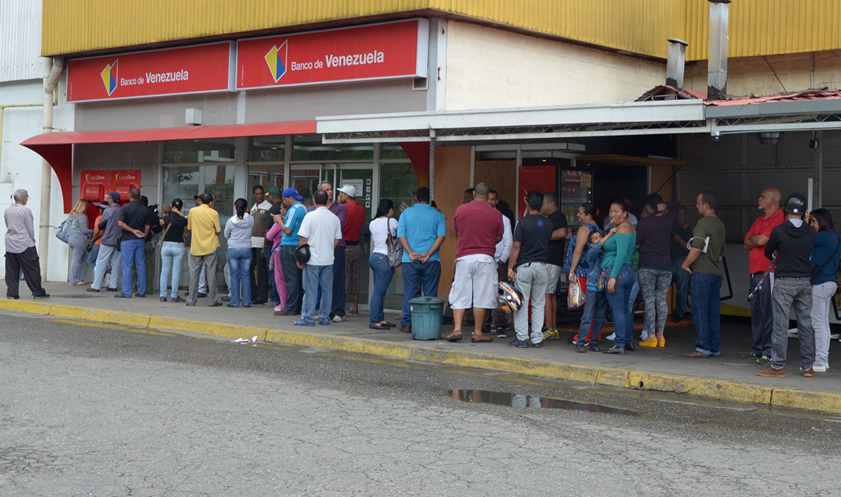 Cajeros se quedaron sin plata