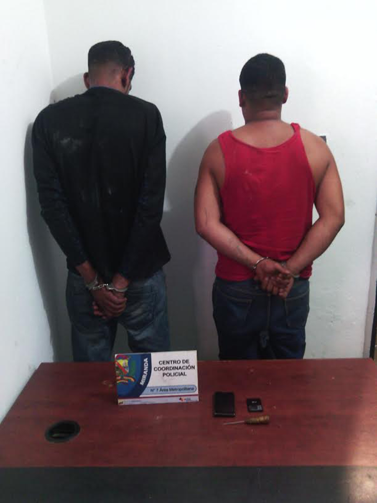 Intentan linchar a par de atracadores en Los Cortijos