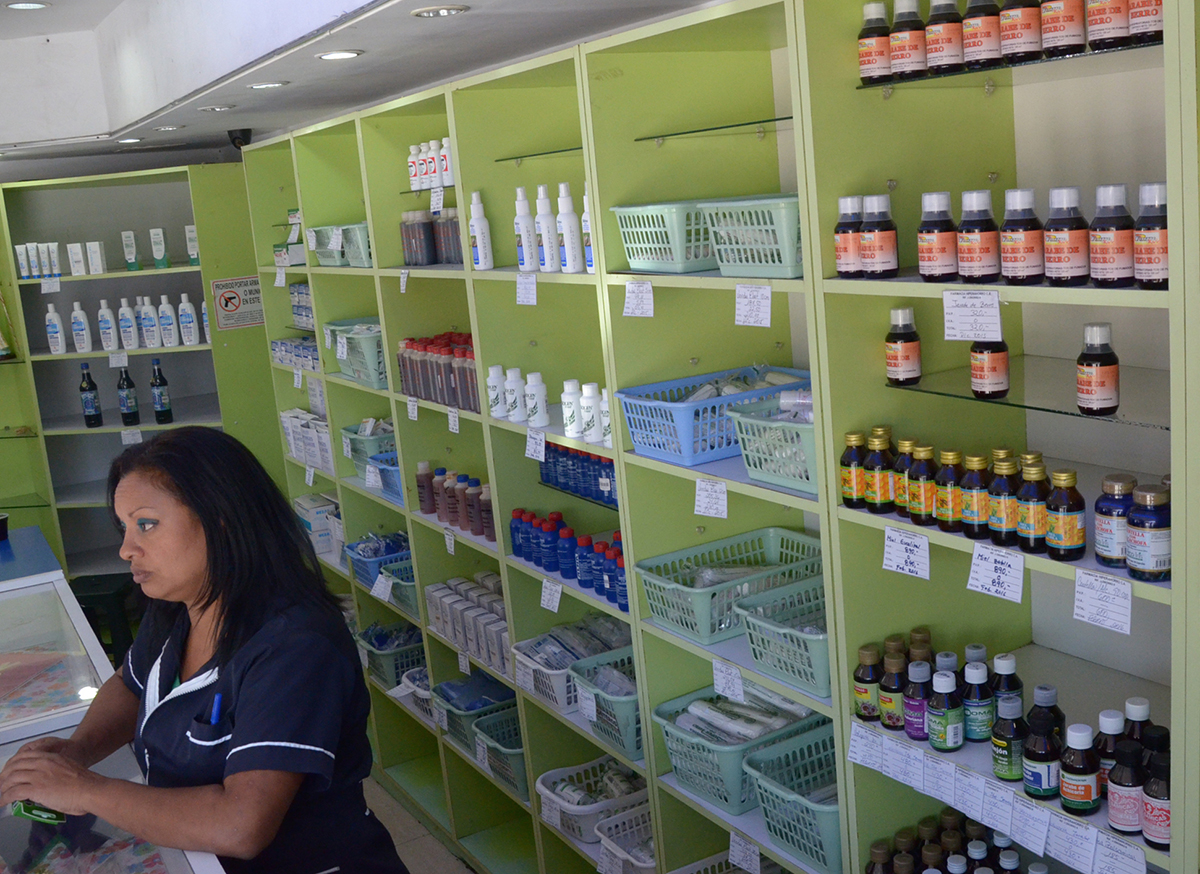 Farmacias carrizaleñas tienen meses sin medicinas reguladas