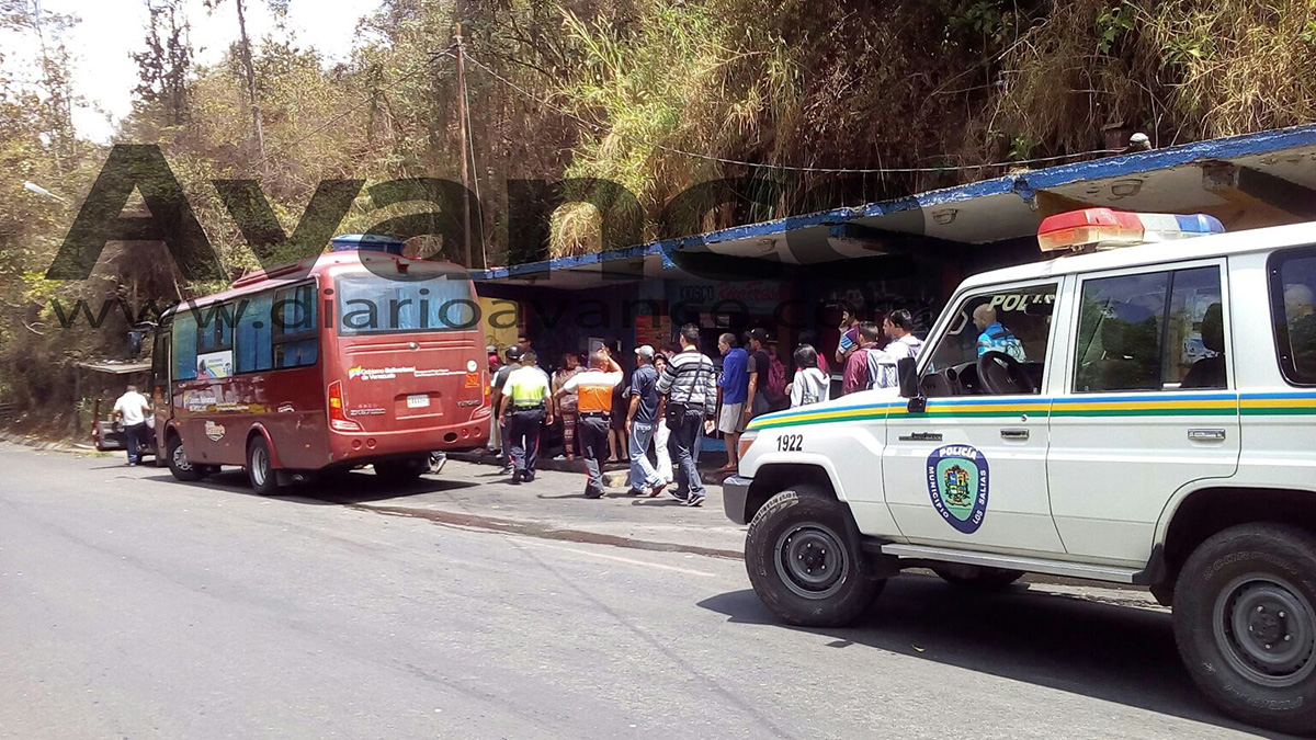Retoman servicio de transporte en Los Salias