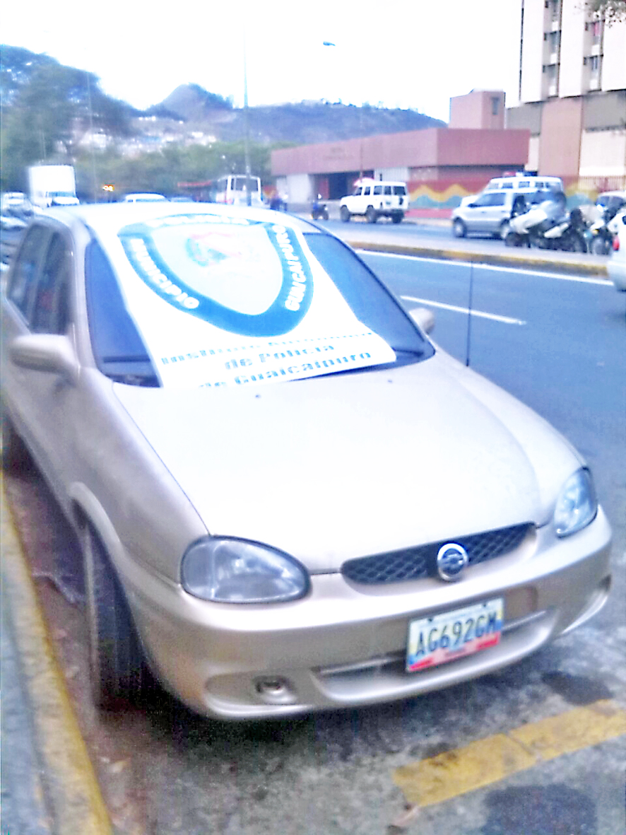 Poliguaicaipuro recupera dos carros robados