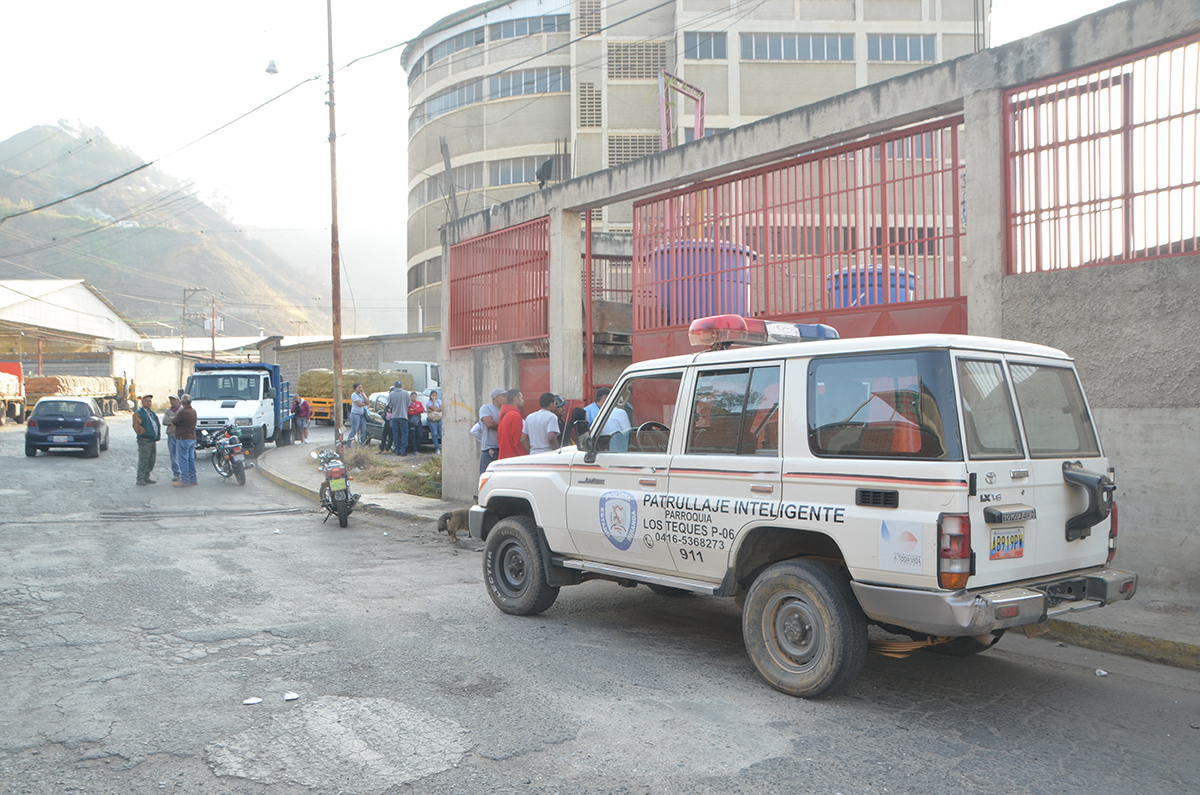 A puñaladas asesinan a vigilante  en Zona Industrial El Tambor