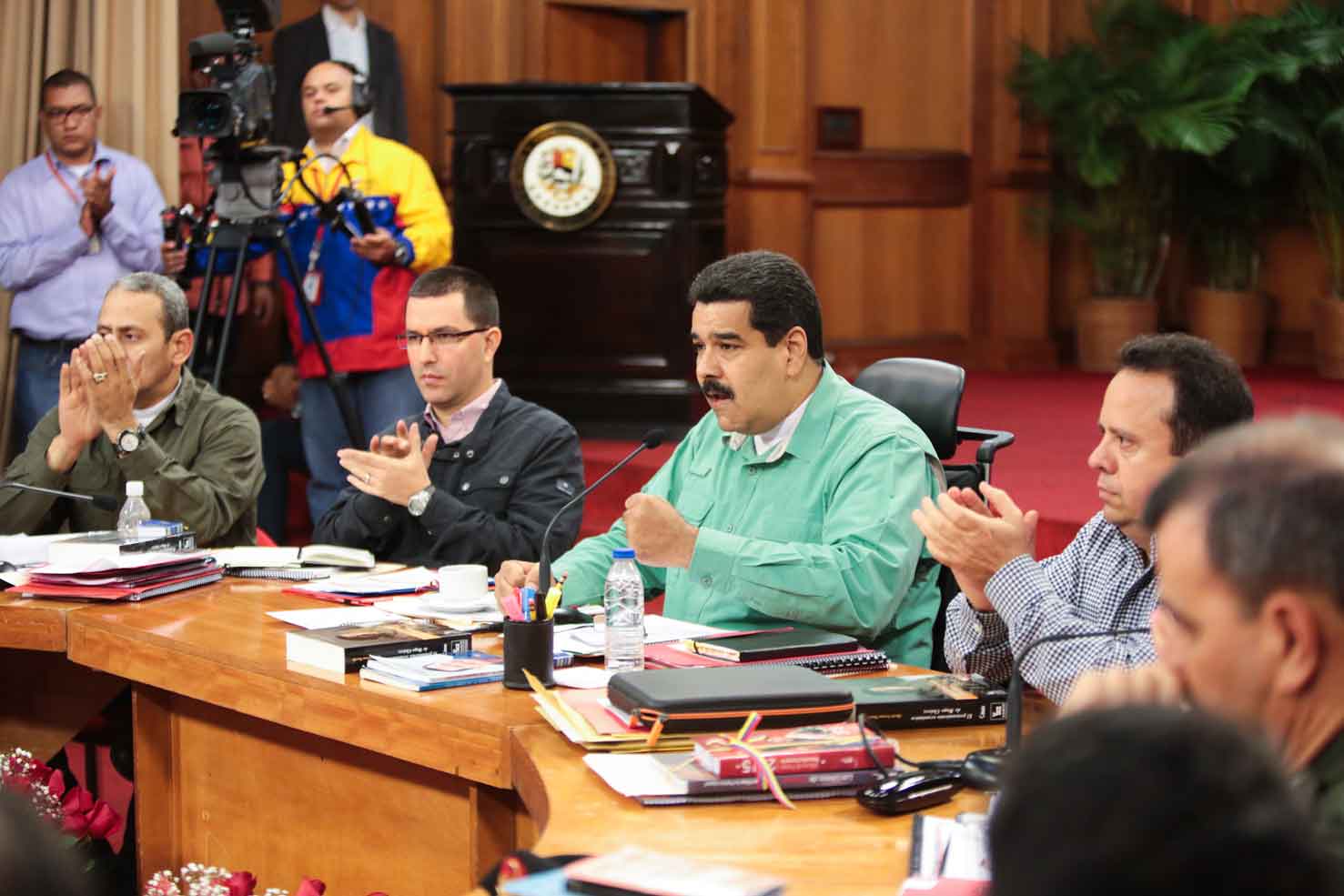 Maduro impulsará Plan de Reactivación del Sector Automotriz