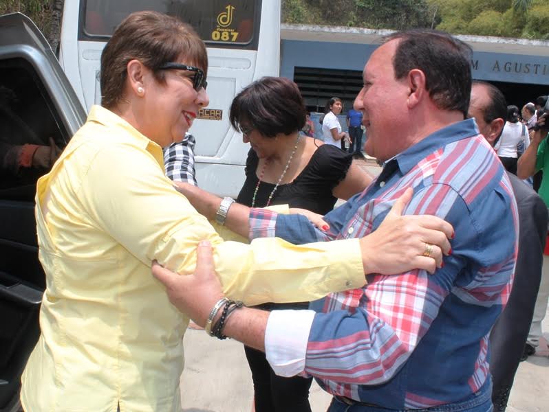 Rodríguez y rectora García reafirman compromiso de recuperación de acuario Agustín Codazzi